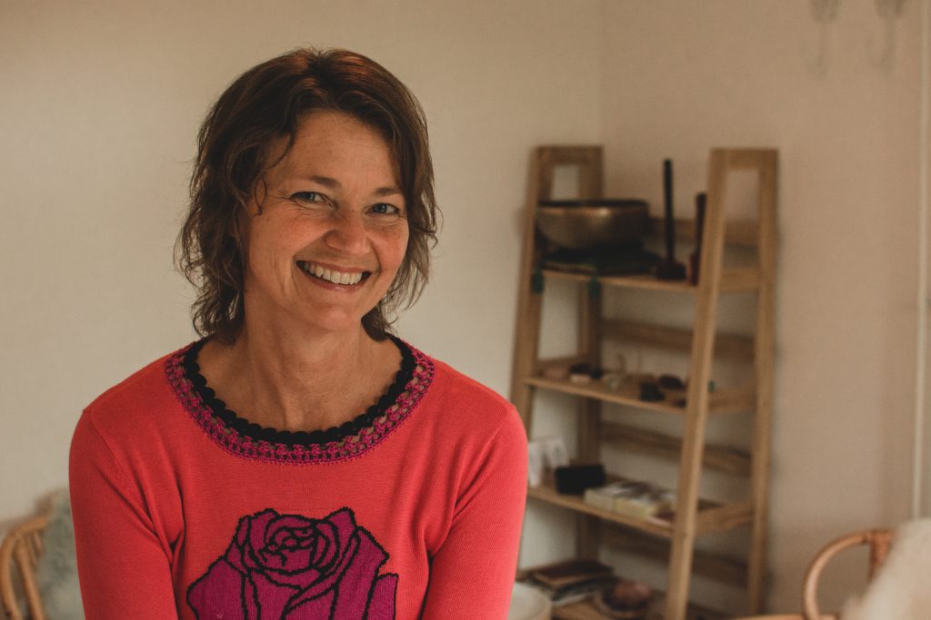 Simone Seldenthuis-praktijk-ontspanning-massage-healing-de rode maan